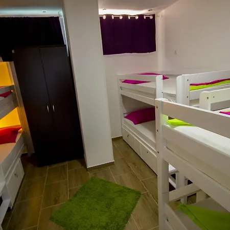 Dioklecijan Delux Hostal *